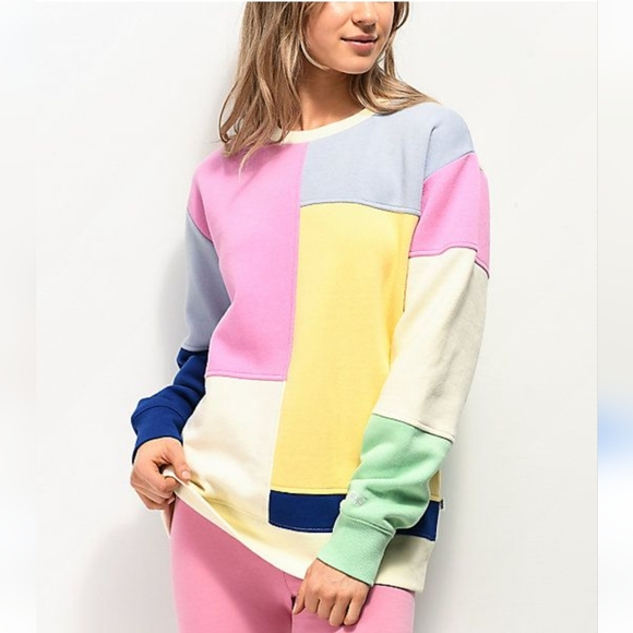 Colorblock Sweatshirt - Picture 4 of 10